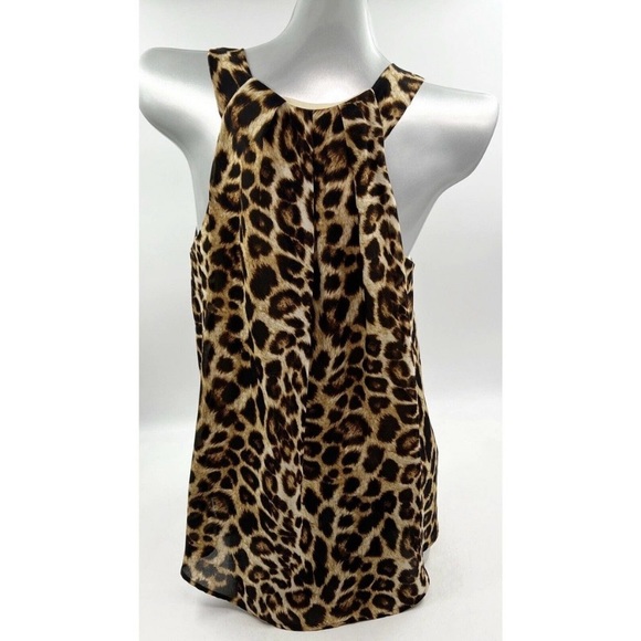 Everly Cheetah Leopard Print Flowy Peplum High Low V-Neck Sleeveless Blouse - Picture 4 of 16